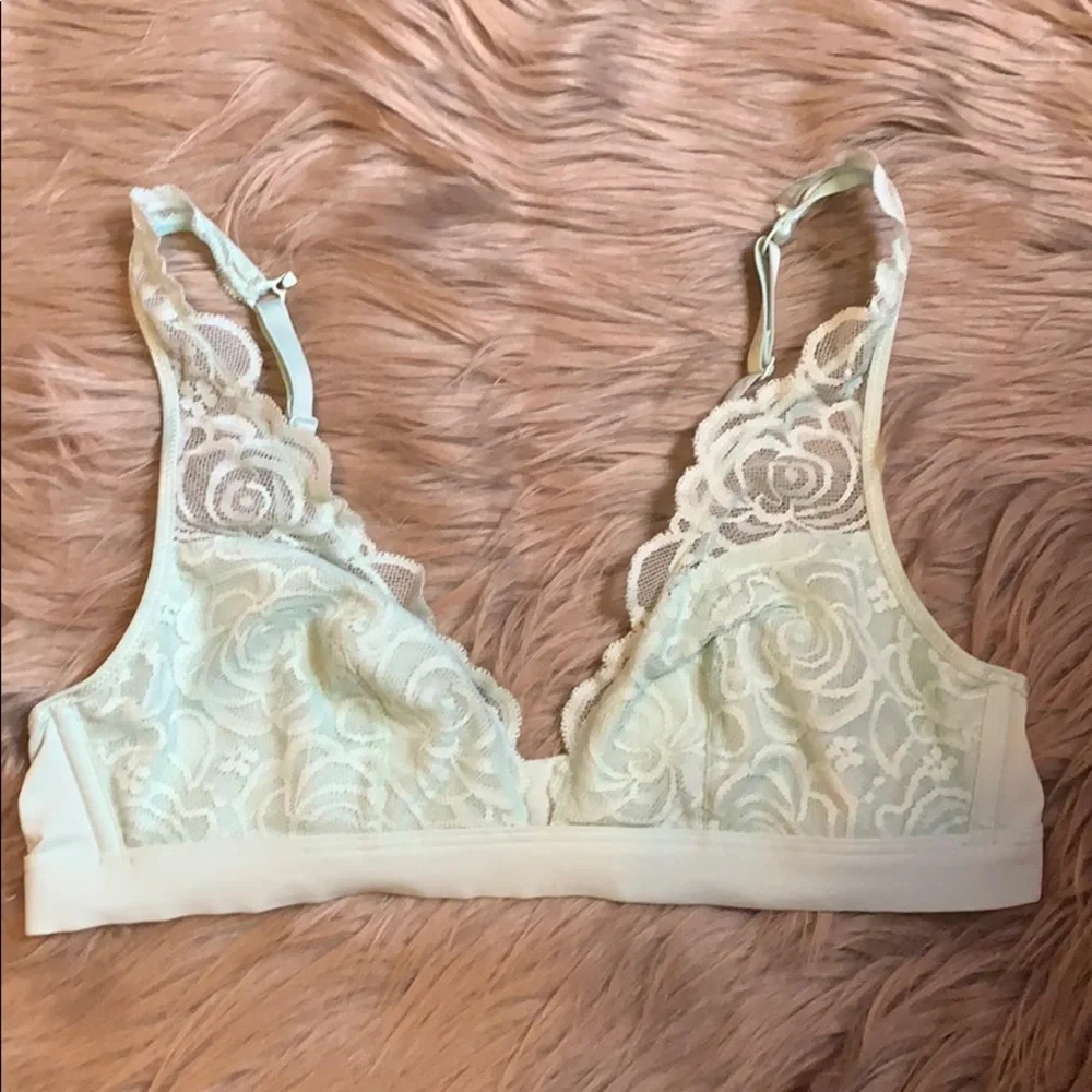 VS PINK Plunge Bralette